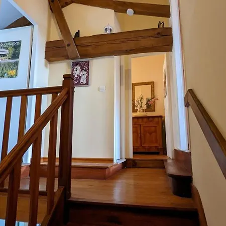 Holiday home 3 Ch. Avec Jardin, Cheminee, Animaux Admis, Wifi, Parking, Proche Loisirs & Chateaux - Fr-1-653-269 *