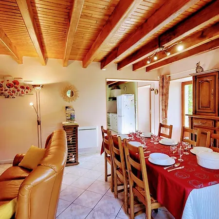3 Ch. Avec Jardin, Cheminee, Animaux Admis, Wifi, Parking, Proche Loisirs & Chateaux - Fr-1-653-269 Holiday home